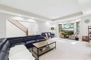 313 Rivershire Ct, Lincolnshire, IL 60069 - Photo 4