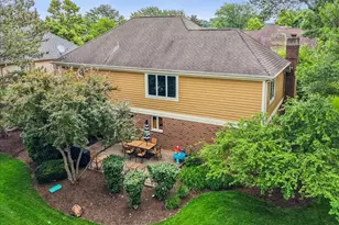 313 Rivershire Ct, Lincolnshire, IL 60069 - Photo 34
