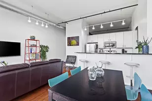 1224 W Van Buren Ave, Chicago, IL 60607 - Photo 4