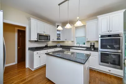 26W039 Marion Avenue, Wheaton, IL 60187 - Photo 10