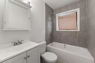 172 W 158th St, Harvey, IL 60426 - Photo 8