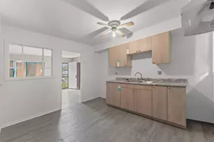 172 W 158th St, Harvey, IL 60426 - Photo 6