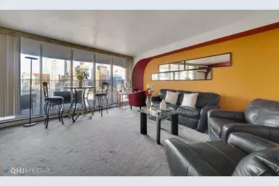 300 N State Street #3908, Chicago, IL 60654 - Photo 6