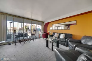 300 N State St, Chicago, IL 60654 - Photo 6