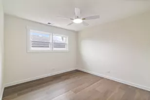 10528 S Lawndale Ave, Chicago, IL 60655 - Photo 20
