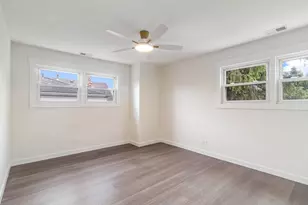10528 S Lawndale Ave, Chicago, IL 60655 - Photo 18