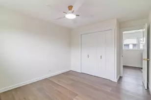 10528 S Lawndale Ave, Chicago, IL 60655 - Photo 24