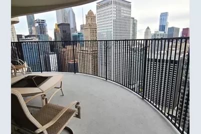 300 N State Street #3911, Chicago, IL 60654 - Photo 12