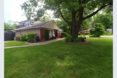 338 Mohawk Street, Park Forest, IL 60466 - Photo 2
