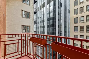 208 W Washington St, Chicago, IL 60606 - Photo 8