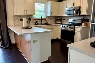 2095 Wesmere Lakes Dr, Plainfield, IL 60586 - Photo 8