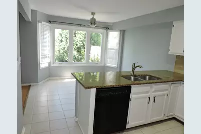 121 Hampton Avenue, Westmont, IL 60559 - Photo 6