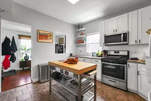 1323 Gunderson Ave, Berwyn, IL 60402 - Photo 14