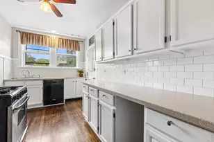 1219 Hull Terrace, Evanston, IL 60202 - Photo 10