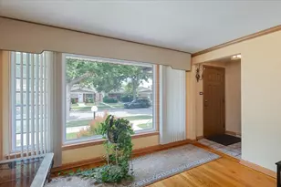 9424 S Union Ave, Chicago, IL 60620 - Photo 2