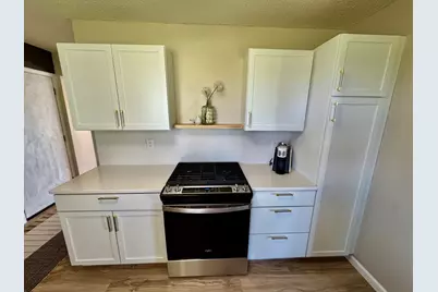 19402 Hahn Drive, Dekalb, IL 60115 - Photo 14