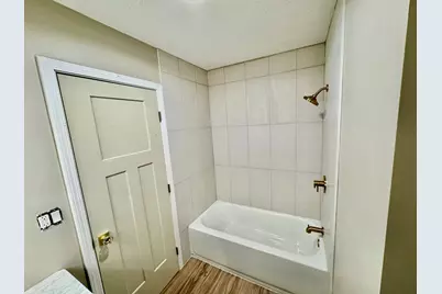 19402 Hahn Drive, Dekalb, IL 60115 - Photo 24