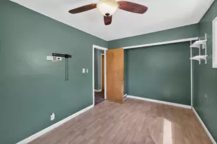 207 River Dr, Dekalb, IL 60115 - Photo 14