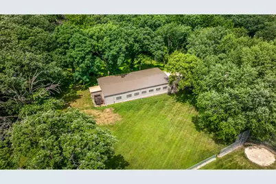 2407 W Galena Avenue, Freeport, IL 61032 - Photo 12