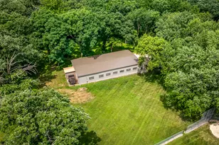 2407 W Galena Ave, Freeport, IL 61032 - Photo 12