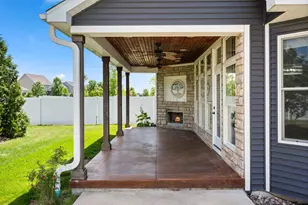657 Brighton Way, Sycamore, IL 60178 - Photo 40