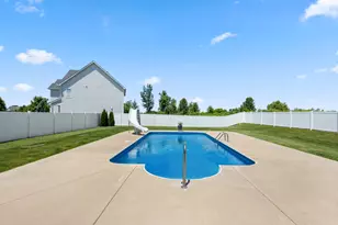 657 Brighton Way, Sycamore, IL 60178 - Photo 42