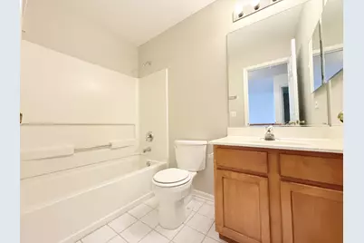 2307 Stoughton Drive, Aurora, IL 60502 - Photo 18