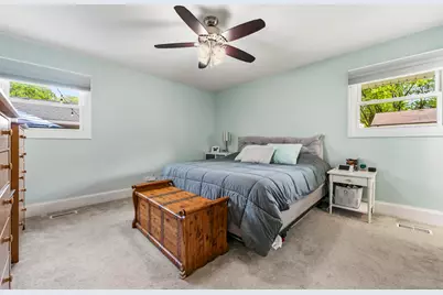 927 E Sayles Drive, Palatine, IL 60074 - Photo 12