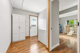 927 E Sayles Dr, Palatine, IL 60074 - Photo 10