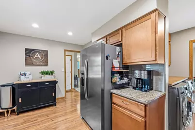 927 E Sayles Drive, Palatine, IL 60074 - Photo 8