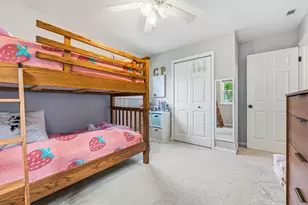 927 E Sayles Dr, Palatine, IL 60074 - Photo 16