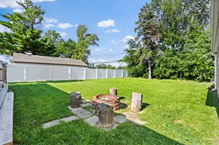 2405 Sarah St, Franklin Park, IL 60131 - Photo 28