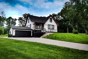 18W701 S Frontage Rd, Lemont, IL 60439 - Photo 2