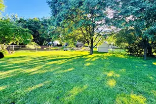 134 S Salem Dr, Schaumburg, IL 60193 - Photo 24