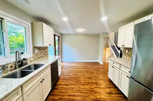 134 S Salem Dr, Schaumburg, IL 60193 - Photo 6