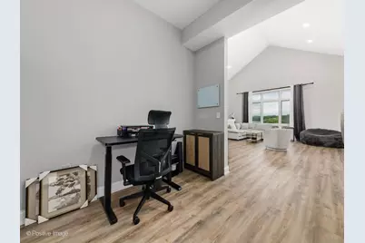 8300 Concord Drive #607, Morton Grove, IL 60053 - Photo 12