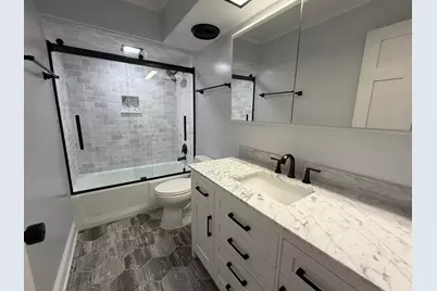 659 Des Plaines Avenue #5D, Des Plaines, IL 60016 - Photo 22