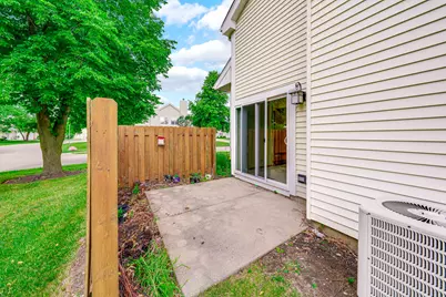 265 Yorkshire Court, Gurnee, IL 60031 - Photo 26