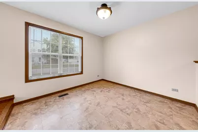265 Yorkshire Court, Gurnee, IL 60031 - Photo 14