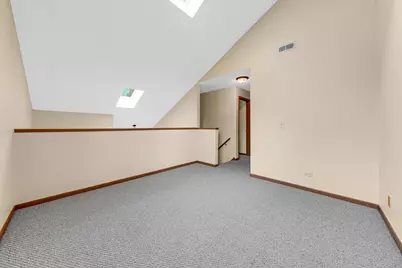 265 Yorkshire Court, Gurnee, IL 60031 - Photo 12