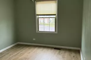 2404 Kenmore Ct, Schaumburg, IL 60193 - Photo 22