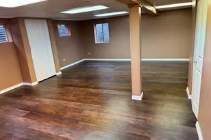 2404 Kenmore Ct, Schaumburg, IL 60193 - Photo 26