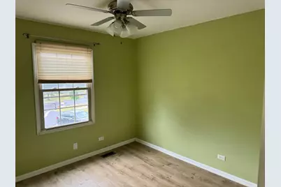 2404 Kenmore Court, Schaumburg, IL 60193 - Photo 20