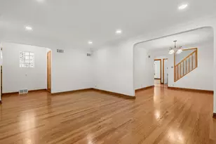 3301 N Newland Ave, Chicago, IL 60634 - Photo 4