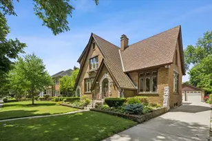 440 S Prospect Ave, Elmhurst, IL 60126 - Photo 2
