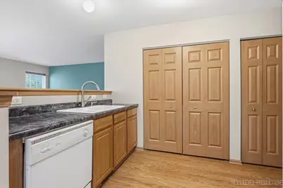 2471 Stoughton Circle #2471, Aurora, IL 60502 - Photo 12