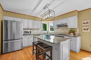 265 Moders Ave, Cary, IL 60013 - Photo 8