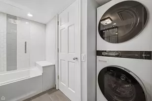 1728 N Damen Ave, Chicago, IL 60647 - Photo 16