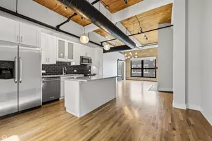 1728 N Damen Ave, Chicago, IL 60647 - Photo 2