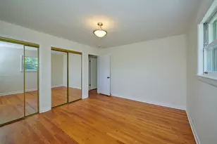 9027 Kenton Ave, Skokie, IL 60076 - Photo 14
